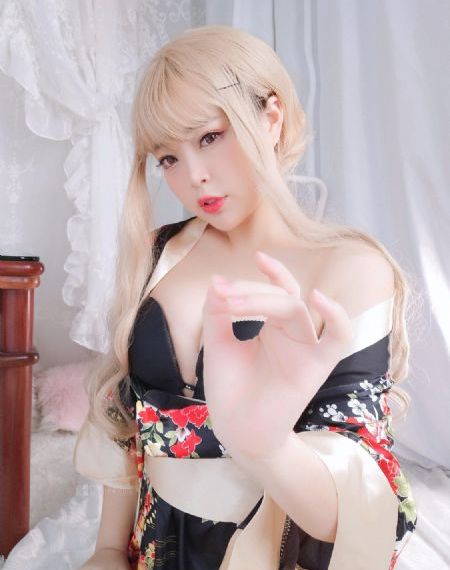 电车魔女视频