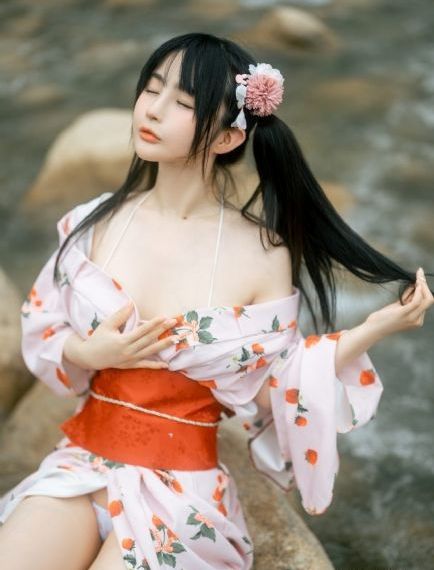 丰满少妇又爽又紧又丰满动态图片