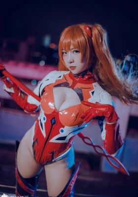 丰满的的女老板bd高清