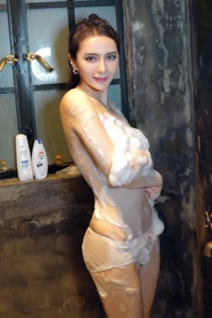 婬荡的寡妇在线播放
