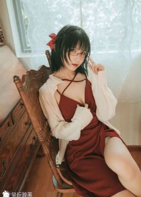 班长让我吃她胸